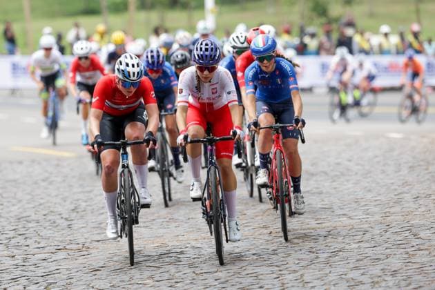 2025 UCI Road World Championships Picture by Alex Whitehead SWpix.com - 27 09 2025 - Cycling - 2025 UCI Road World Championships - Kigali Convention Centre, Kigali, Rwanda - Women Junior Road Race - Maria Okrucinska (Poland) Copyright: x xSWpix.comx(t axPhotographyxHubxLtd)xAlexxWhitehead SWpix.comx SWP-3030-7707