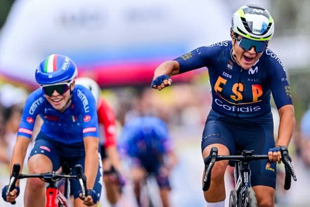 Spanish Paula Ostiz celebrates as she crosses the finish line at the junior women road race (74 km) at the cycling road World Championships in Kigali, Rwanda, Saturday 27 September 2025. The 2025 UCI Road World Championships take place from 21 to 28 September in Kigali, Rwanda. DIRKxWAEM  x135392903x