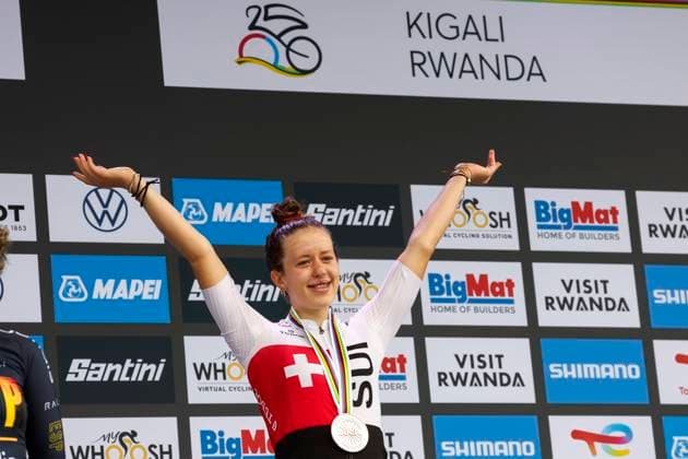 Sport Bilder des Tages 2025 UCI Road World Championships Kigali Rwanda 2025 UCI Road World Championships Kigali Rwanda - Women Junior Road Race - Kigali - Kigali 74 km - 27 09 2025 - Anja Grossmann (Switzerland) - photo Luca Bettini SprintCyclingAgency 2025 Kigali Rwanda  Copyright: xLucaxBettinix xSprintcyclingagencyx