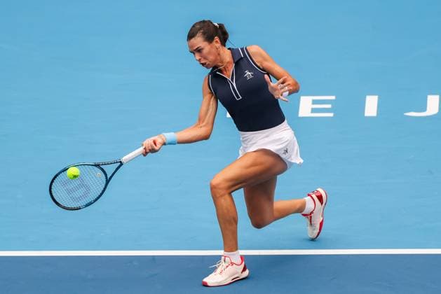 BEIJING, CHINA - SEPTEMBER 27: Ajla Tomljanovic of Australia competes in the Women s Singles Round of 64 match against Jessica Pegula of the United States on day 6 of the 2025 China Open at National Tennis Center on September 27, 2025 in Beijing, China.  Copyright: xVCGx 111593519646