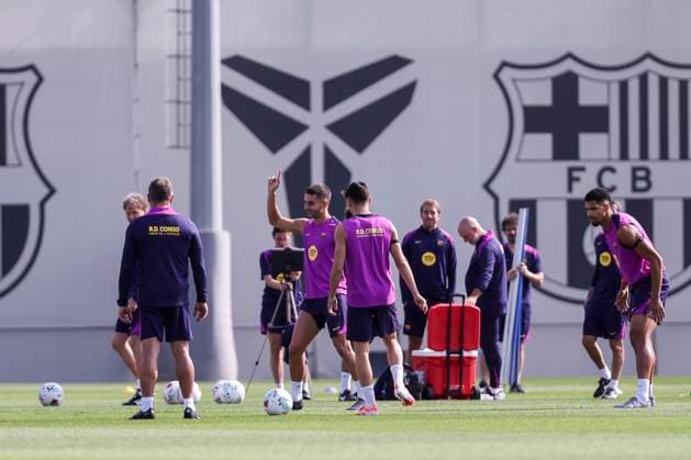 September 27, 2025, Sant Joan Despi, Barcelona, SPAIN: Ferran Torres during the training day of FC Barcelona, Barca ahead the Spanish League, La Liga EA Sports, football match against Real Sociedad at Ciudad Esportiva Joan Gamper on September 27, 2025 in Sant Joan Despi, Barcelona, Spain. Sant Joan Despi SPAIN - ZUMAa181 20250927_zaa_a181_021 Copyright: xJavierxBorregox