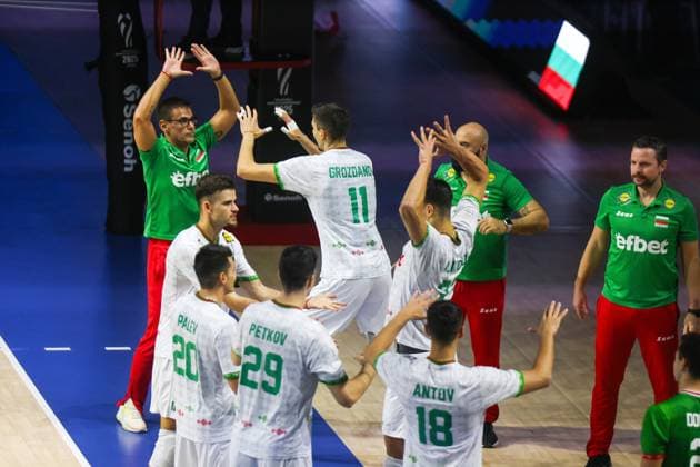 2025.09.27 Pasay City Manila siatkowka mezczyn Mistrzostwa Swiata FIVB 2025 Czechy - Bulgaria N z FIVB Men s World Championship, WM, Weltmeisterschaft 2025 Czechia - Bulgary semi finals polfinal radosc zwyciestwo winner win kibice doping Foto Szymon Gorski PressFocus 2025.09.27 Pasay City Manila volleyball men FIVB Men s World Championship 2025 Czechy - Bulgaria FIVB Men s World Championship 2025 Czechia - Bulgary semi finals polfinal radosc zwyciestwo winner win kibice doping Credit: Szymon Gorski PressFocus NEWSPIX.PL --- newspix.pl 