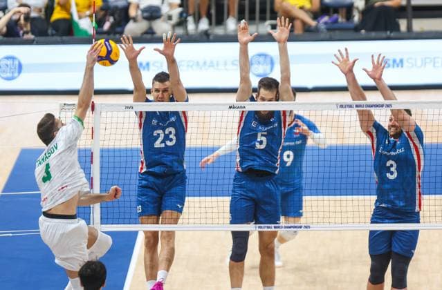 2025.09.27 Pasay City Manila siatkowka mezczyn Mistrzostwa Swiata FIVB 2025 Czechy - Bulgaria N z FIVB Men s World Championship, WM, Weltmeisterschaft 2025 Czechia - Bulgary semi finals polfinal radosc zwyciestwo winner win kibice doping Foto Szymon Gorski PressFocus 2025.09.27 Pasay City Manila volleyball men FIVB Men s World Championship 2025 Czechy - Bulgaria FIVB Men s World Championship 2025 Czechia - Bulgary semi finals polfinal radosc zwyciestwo winner win kibice doping Credit: Szymon Gorski PressFocus NEWSPIX.PL --- newspix.pl 