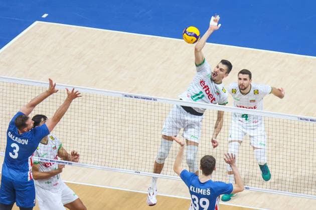2025.09.27 Pasay City Manila siatkowka mezczyn Mistrzostwa Swiata FIVB 2025 Czechy - Bulgaria N z FIVB Men s World Championship, WM, Weltmeisterschaft 2025 Czechia - Bulgary semi finals polfinal radosc zwyciestwo winner win kibice doping Foto Szymon Gorski PressFocus 2025.09.27 Pasay City Manila volleyball men FIVB Men s World Championship 2025 Czechy - Bulgaria FIVB Men s World Championship 2025 Czechia - Bulgary semi finals polfinal radosc zwyciestwo winner win kibice doping Credit: Szymon Gorski PressFocus NEWSPIX.PL --- newspix.pl 