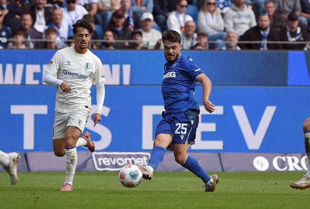27 09 2025, xhbx, Soccer 2 Bundesliga, Karlsruher SC 1 FC Magdeburg v l Lilian Egloff Karlsruher SC KSC DFL DFB REGULATIONS PROHIBIT ANY USE OF PHOTOGRAPHS as IMAGE SEQUENCES and or QUASI VIDEO Karlsruhe