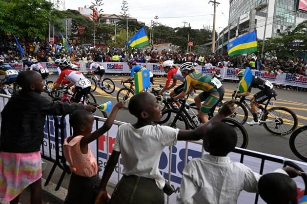 UCI 2025 Road World Championship, WM, Weltmeisterschaft Kigali 27 09 2025 KIGALI, RWANDA - SEPTEMBER 27 : Illustration picture during the Women Elite cycling road race of the UCI Road World Championships 2025 92nd edition an UCI World Championships cycling race of 164.6 km with start in Kigali and finish in Kigali on September 27, 2025 in Kigali, Rwanda, 27 09 2025 Kigali Rwanda  Copyright: xJanxDexMeuleneirx