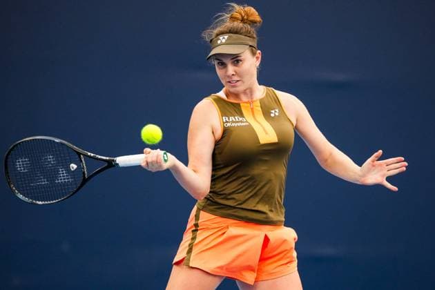 BEIJING, CHINA - SEPTEMBER 27: Linda Noskova of Czech Republic competes in the Women s Singles Round of 64 match against Wang Xiyu of China on day 6 of the 2025 China Open at National Tennis Center on September 27, 2025 in Beijing, China.  Copyright: xVCGx 111593526576