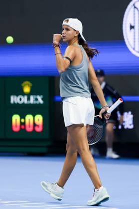 BEIJING, CHINA - SEPTEMBER 27: Emiliana Arango of Colombia competes in the Women s Singles Round of 64 match against Zheng Qinwen of China on day 6 of the 2025 China Open at National Tennis Center on September 27, 2025 in Beijing, China.  Copyright: xVCGx 111593541996