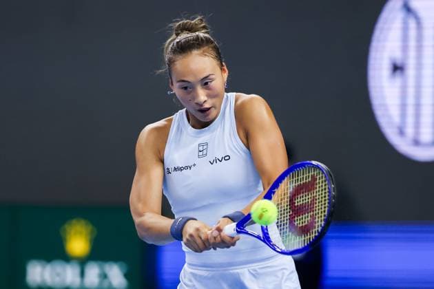 BEIJING, CHINA - SEPTEMBER 27: Zheng Qinwen of China competes in the Women s Singles Round of 64 match against Emiliana Arango of Colombia on day 6 of the 2025 China Open at National Tennis Center on September 27, 2025 in Beijing, China.  Copyright: xVCGx 111593541987