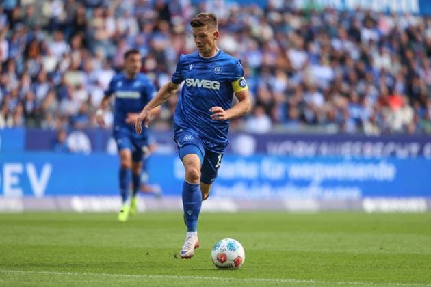 Action on the ball Marvin Wanitzek Karlsruher SC, 10 , GER, Karlsruher SC vs 1 FC Magdeburg, 2 Bundesliga, 7 Matchday, 2025 2026, 27 09 2025, DFL REGULATIONS PROHIBIT ANY USE OF PHOTOGRAPHS AS IMAGE SEQUENCES AND OR QUASI VIDEO, GER, Karlsruher SC vs 1 FC Magdeburg, 2 Bundesliga, 7 Matchday, 2025 2026, 27 09 2025 Karlsruhe Copyright: xEibner-Pressefoto JanxPrihodax EP_JPA