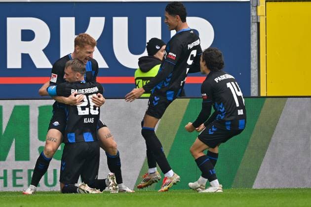 Paderborn, Home Deluxe Arena, 27 09 25, GER, Herren, 2 Bundesliga, Saison 2025 2026, SC Paderborn 07 1 FC Kaiserslautern Bild Laurin CURDA Paderborn jubilates after his goal for 2 0 DFL regulations prohibit any use of photographs as image sequences and or quasi video NRW Germany