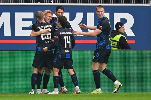 Paderborn, Home Deluxe Arena, 27 09 25, GER, Herren, 2 Bundesliga, Saison 2025 2026, SC Paderborn 07 1 FC Kaiserslautern Bild Laurin CURDA Paderborn jubilates after his goal for 2 0 DFL regulations prohibit any use of photographs as image sequences and or quasi video NRW Germany