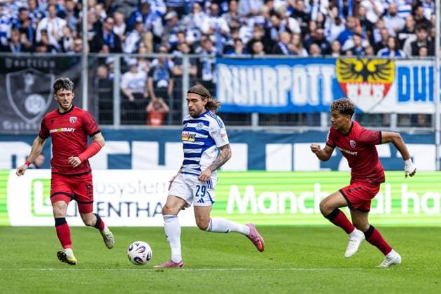 3 Liga MSV Duisburg FC Ingolstadt 27 09 2025 Joshua Bitter MSV Duisburg, 29 3 Liga 8 Matchday MSV Duisburg FC Ingolstadt Schauinsland Reisen Arena, Duisburg 27 09 2025 DFB regulations prohibit any use of photographs as image sequences and or quasi video Copyright: xBEAUTIFULxSPORTS Buriakovx