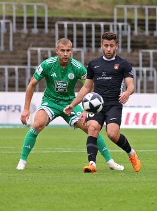 27 09 2025, Football, Men, Regionalliga Südwest, Season 2025 2026, FC 08 Homburg SG Sonnenhof Großaspach, Mart Ristl FC 08 Homburg Marius Kunde SG Sonnenhof Großaspach Homburg Waldstadion Saarland Germany EN Copyright: xFabianxKleerx