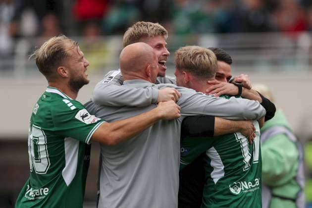 27 09 2025, xjcx, Herren, Fußball, Saison 2025 2026, 3 Liga, 8 Spieltag 1 FC Schweinfurt 1905 TSV Alemannia Aachen Jakob Tranziska 17, 1 FC Schweinfurt 1905 , Torjubel nach dem 1 0, DFL DFB regulations prohibit using photographs as image sequences or quasi video Schweinfurt Sachs Stadion Bayern Deutschland