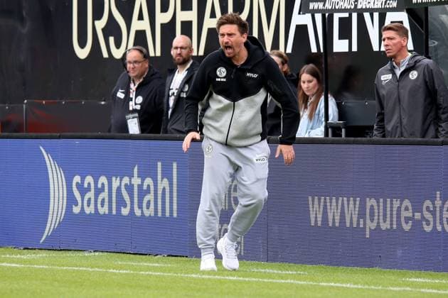 27 09 2025, xpfrx, Soccer 2 Bundesliga, SV Elversberg Holstein Kiel v l Coach Vincent Wagner SV Elversberg DFL DFB REGULATIONS PROHIBIT ANY USE OF PHOTOGRAPHS as IMAGE SEQUENCES and or QUASI VIDEO Elversberg