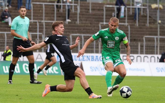 27 09 2025, Football, Men, Regionalliga Südwest, Season 2025 2026, FC 08 Homburg SG Sonnenhof Großaspach, Christian Mistl SG Sonnenhof Großaspach Mart Ristl FC 08 Homburg Homburg Waldstadion Saarland Germany EN Copyright: xFabianxKleerx