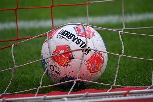 Football, Derbystar to provide match ball for the 3rd division from 2026 2027 season, archive images