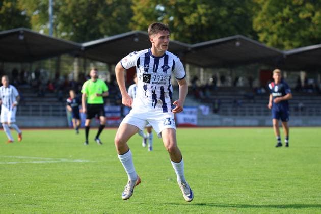 Soccer I Men I Season 2025 2026 I Regionalliga Nord I 11 Matchday I 1 FC Phönix Lübeck VfB Oldenburg I 27 09 2025 Willem Hendrik Hoffrogge 23, VfB Oldenburg Lübeck Buniamshof Schleswig Holstein Germany Copyright: xLobeca MarcelxLienstädtx