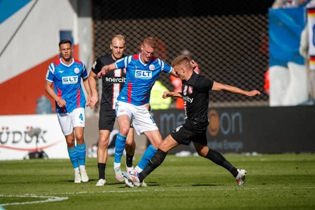 left Emil Frost Holten Rostock vs Noah Plume Havelse GER, FC Hansa Rostock vs TSV Havelse, Football, Men, 3 Liga, 08 Matchday, Season 2025 2026, 27 09 2025 Rostock Ostseestadion Mecklenburg Vorpommern Germany