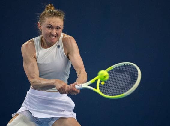 (250927) -- BEIJING, Sept. 27, 2025 -- Aliaksandra Sasnovich hits a return during the women s singles second round match between Osaka Naomi of Japan and Aliaksandra Sasnovich of Belarus at 2025 China Open tennis tournament in Beijing, China, Sept. 27, 2025. ) (SP)CHINA-BEIJING-TENNIS-CHINA OPEN-WOMEN S SINGLES-SECOND ROUND (CN) HuxJingwen 