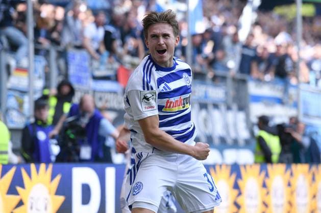 Soccer 3 Liga 8 Matchday MSV Duisburg FC Ingolstadt 04 on 27 09 2025 at Schauinsland Reisen Arena in Duisburg Goal celebration to 1 1 by Patrick Sussek Duisburg DFB regulations prohibit any use of photographs as image sequences and or quasi video xRx