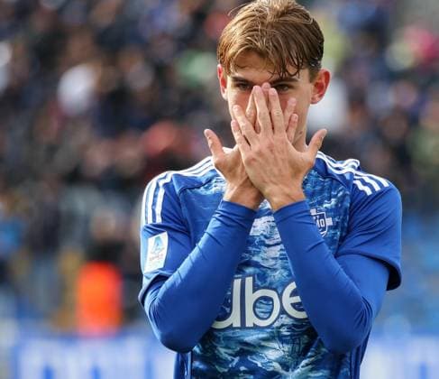 September 27, 2025, Como: Como 1907 s mildfielder Nico Paz jubilates after scoring goal during the Italian Serie A soccer match Como 1907 vs US Cremonese at Giuseppe Sinigaglia stadium in Como, Italy, 27 September 2025, Italy, ANSA ROBERTO BREGANI. Serie A: Como 1907 - US Cremonese  - ZUMAa110 20250927_zaf_a110_025 Copyright: xRobertoxBreganix