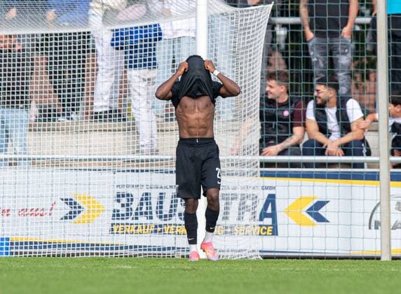 Soccer, Men, Season 2025 2026, Regionalliga Nordost 10 Matchday , FSV 63 Luckenwalde BSG Chemie Leipzig, Jean Marie Nadjombe Chemie Leipzig , Disappointment after conceding 1 0, 27 09 2025, Copyright: xSebastianxRäppold MatthiasxKochx