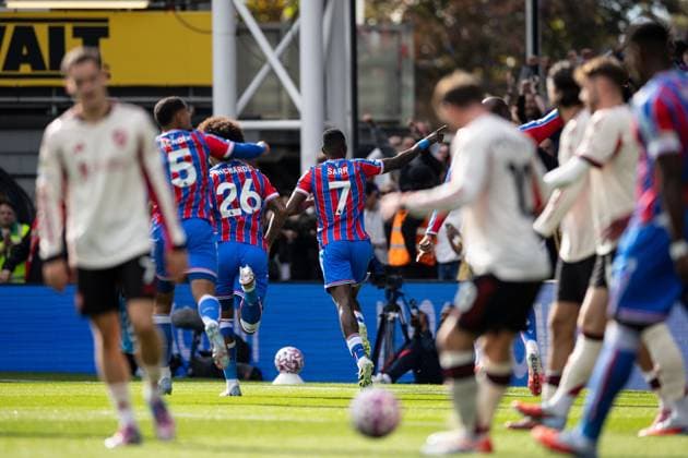 Ismaila Sarr of Crystal Palace scores and celebrates 1-0 Crystal Palace v Liverpool, Premier League, Football, Selhurst Park, London, UK - 27 Sep 2025London Selhurst Park United Kingdom EDITORIAL USE ONLY No use with unauthorised audio, video, data, fixture lists, club league logos or live services. Online in-match use limited to 120 images, no video emulation. No use in betting, games or single club league player publications.  Copyright: xIanxTuttle Shutterstockx 15503911ad