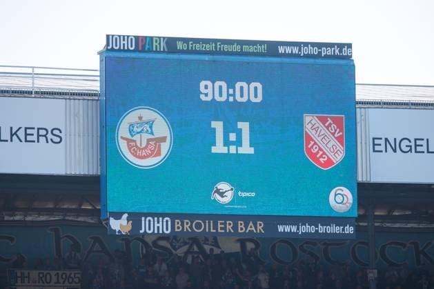 Scoreboard with final result GER, FC Hansa Rostock vs TSV Havelse, Soccer, Men, 3 Liga, 08 Matchday, Season 2025 2026, 27 09 2025 Rostock Ostseestadion Mecklenburg Vorpommern Germany