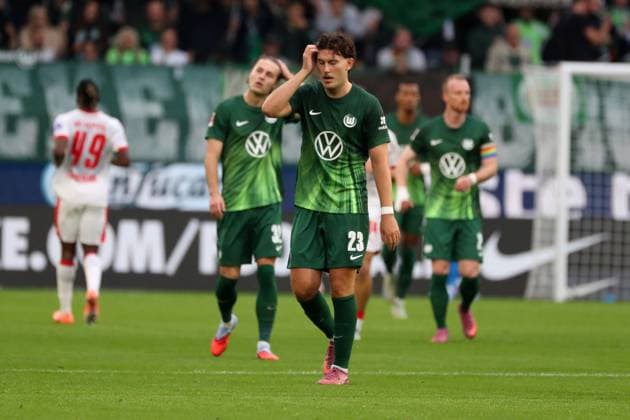 VfL vs Leipzig, 1 BL Wolfsburg, 27 09 2025, FOOTBALL VfL Wolfsburg vs RB Leipzig, 1 BL, Season 2025 26 Jonas Wind VfL Wolfsburg , Patrick Wimmer VfL Wolfsburg Wolfsburg