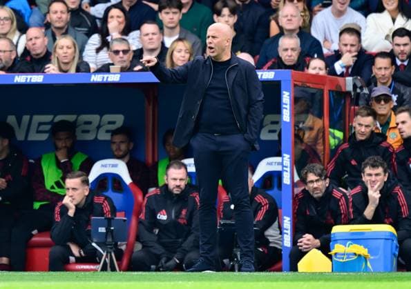 Crystal Palace v Liverpool, London, UK - 27 Sep 2025 Arne Slot Manager of Liverpool during the Premier League match between Crystal Palace and Liverpool at Selhurst Park, London on 27 September 2025 ( London Selhurst Park London England Copyright: xAlanxStanford PPAUKx PPA-218773