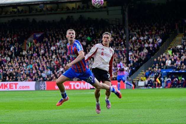 Crystal Palace v Liverpool, London, UK - 27 Sep 2025 Adam Wharton of Crystal Palace and Florian Wirtz of Liverpool during the Premier League match between Crystal Palace and Liverpool at Selhurst Park, London on 27 September 2025 ( London Selhurst Park London England Copyright: xAlanxStanford PPAUKx PPA-218788