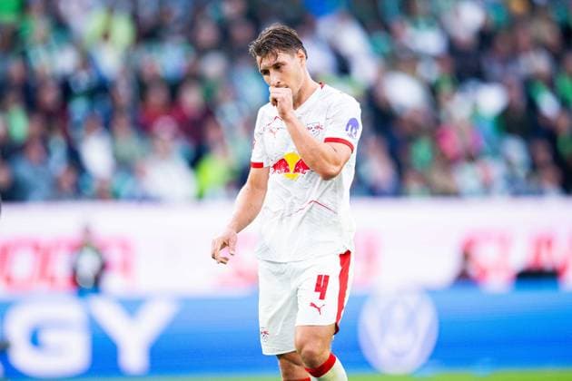 27 09 2025 Soccer, 2025 2026, 1 Bundesliga, Matchday 5, VfL Wolfsburg RB Leipzig Willi Orban Leipzig DFL REGULATIONS PROHIBIT ANY USE OF PHOTOGRAPHS AS IMAGE SEQUENCES AND OR QUASI VIDEO