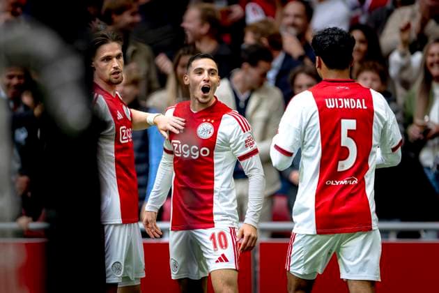 AFC Ajax Amsterdam midfielder Oscar Gloukh scores the 1-0 and celebrating the goal during the match AFC Ajax Amsterdam vs NAC Breda at the Johan Cruijff ArenA for the Dutch Vriendenloterij Eredivisie season 2025-2026 in AMSTERDAM, Netherlands on 27 september 2025, (photo by Marcel van Dorst EYE4images DeFodi Images) AFC Ajax Amsterdam midfielder Oscar Gloukh scores the 1 0 and celebrating the goal during the match AFC Ajax Amsterdam vs NAC Breda at the Johan Cruijff ArenA for the Dutch Vriendenloterij Eredivisie season 2025 2026 in AMSTERDAM, Netherlands on 27 september 2025, photo by Marcel van Dorst EYE4images DeFodi Images