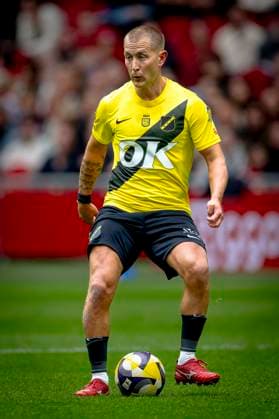NAC Breda defender Lewis Holtby during the match AFC Ajax Amsterdam vs NAC Breda at the Johan Cruijff ArenA for the Dutch Vriendenloterij Eredivisie season 2025-2026 in AMSTERDAM, Netherlands on 27 september 2025, (photo by Marcel van Dorst EYE4images DeFodi Images) NAC Breda defender Lewis Holtby during the match AFC Ajax Amsterdam vs NAC Breda at the Johan Cruijff ArenA for the Dutch Vriendenloterij Eredivisie season 2025 2026 in AMSTERDAM, Netherlands on 27 september 2025, photo by Marcel van Dorst EYE4images DeFodi Images