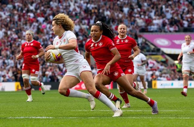 Ellie Kildunne of England Red Roses breaks to score their first try Canada v England, Women s Rugby World Cup, Final, Rugby Union, Allianz Stadium Twickenham, London, UK - 27 Sep 2025London Allianz Stadium Twickenham United Kingdom EDITORIAL USE ONLY No use with unauthorised audio, video, data, fixture lists, club league logos or live services. Online in-match use limited to 120 images, no video emulation. No use in betting, games or single club league player publications. Copyright: xAndrewxFosker Shutterstockx 15503859f