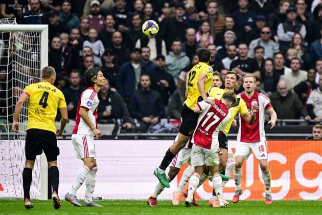 AMSTERDAM - Leo Greiml of NAC Breda heads on goal during the Dutch Eredivisie match between AFC Ajax and NAC Breda at the Johan Cruijff ArenA on September 27, 2025, in Amsterdam, Netherlands. ANP OLAF KRAAK Eredivisie 2025 26 xVIxANPxSportx xxANPxIVx 537622541 originalFilename: 537622541.jpg