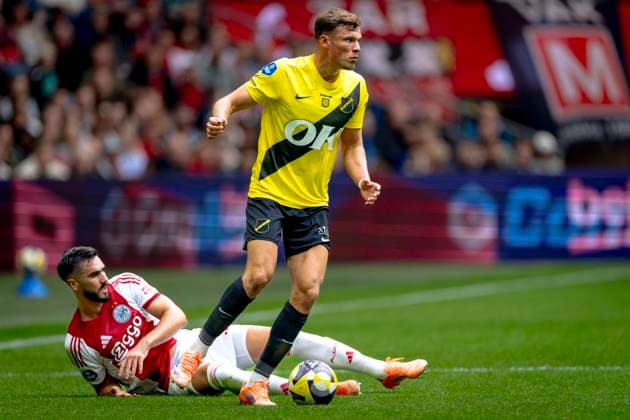 AFC Ajax Amsterdam defender Josip Sutal, NAC Breda forwarder Sydney van Hooijdonk during the match AFC Ajax Amsterdam vs NAC Breda at the Johan Cruijff ArenA for the Dutch Vriendenloterij Eredivisie season 2025-2026 in AMSTERDAM, Netherlands on 27 september 2025, (photo by Marcel van Dorst EYE4images DeFodi Images) AFC Ajax Amsterdam defender Josip Sutal, NAC Breda forwarder Sydney van Hooijdonk during the match AFC Ajax Amsterdam vs NAC Breda at the Johan Cruijff ArenA for the Dutch Vriendenloterij Eredivisie season 2025 2026 in AMSTERDAM, Netherlands on 27 september 2025, photo by Marcel van Dorst EYE4images DeFodi Images