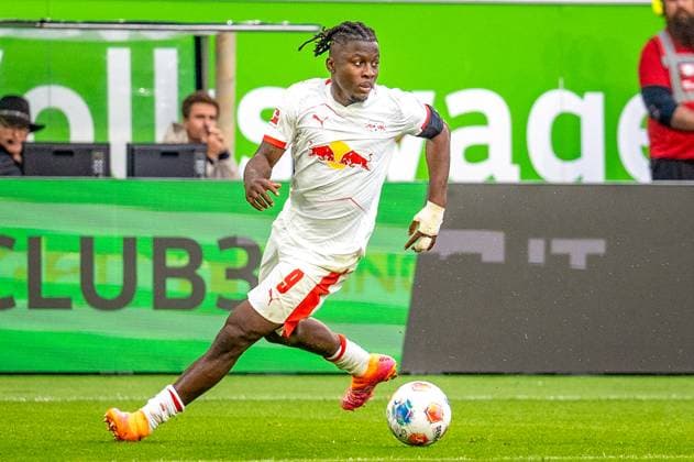 Germany Soccer 1 Bundesliga, Matchday 6 2025 2026, VfL Wolfsburg RB Leipzig on 27 09 2025 in Wolfsburg Volkswagen Arena Johan Bakayoko RB Leipzig 9 Copyright: xSvenxHeidmannx