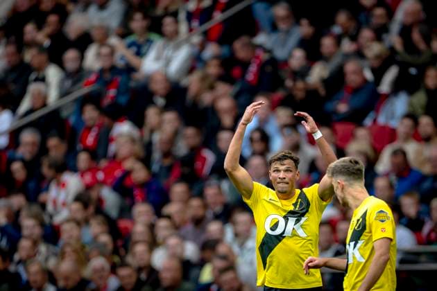 NAC Breda forwarder Sydney van Hooijdonk during the match AFC Ajax Amsterdam vs NAC Breda at the Johan Cruijff ArenA for the Dutch Vriendenloterij Eredivisie season 2025-2026 in AMSTERDAM, Netherlands on 27 september 2025, (photo by Marcel van Dorst EYE4images DeFodi Images) NAC Breda forwarder Sydney van Hooijdonk during the match AFC Ajax Amsterdam vs NAC Breda at the Johan Cruijff ArenA for the Dutch Vriendenloterij Eredivisie season 2025 2026 in AMSTERDAM, Netherlands on 27 september 2025, photo by Marcel van Dorst EYE4images DeFodi Images