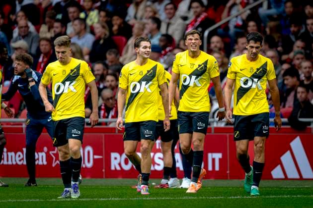 NAC Breda forwarder Sydney van Hooijdonk during the match AFC Ajax Amsterdam vs NAC Breda at the Johan Cruijff ArenA for the Dutch Vriendenloterij Eredivisie season 2025-2026 in AMSTERDAM, Netherlands on 27 september 2025, (photo by Marcel van Dorst EYE4images DeFodi Images) NAC Breda forwarder Sydney van Hooijdonk during the match AFC Ajax Amsterdam vs NAC Breda at the Johan Cruijff ArenA for the Dutch Vriendenloterij Eredivisie season 2025 2026 in AMSTERDAM, Netherlands on 27 september 2025, photo by Marcel van Dorst EYE4images DeFodi Images