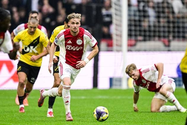 AMSTERDAM - Kenneth Taylor of Ajax during the Dutch Eredivisie match between AFC Ajax and NAC Breda at the Johan Cruijff ArenA on September 27, 2025, in Amsterdam, Netherlands. ANP OLAF KRAAK Eredivisie 2025 26 xVIxANPxSportx xxANPxIVx 537622778 originalFilename: 537622778.jpg