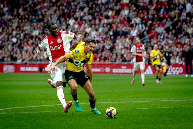 AFC Ajax Amsterdam forwarder Don-Angelo Konadu, NAC Breda defender Leo Greiml during the match AFC Ajax Amsterdam vs NAC Breda at the Johan Cruijff ArenA for the Dutch Vriendenloterij Eredivisie season 2025-2026 in AMSTERDAM, Netherlands on 27 september 2025, (photo by Marcel van Dorst EYE4images DeFodi Images) AFC Ajax Amsterdam forwarder Don Angelo Konadu, NAC Breda defender Leo Greiml during the match AFC Ajax Amsterdam vs NAC Breda at the Johan Cruijff ArenA for the Dutch Vriendenloterij Eredivisie season 2025 2026 in AMSTERDAM, Netherlands on 27 september 2025, photo by Marcel van Dorst EYE4images DeFodi Images