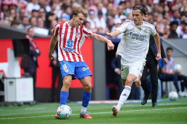 Spanish La Liga EA Sports soccer match Atletico Madrid vs Real Madrid at Riyadh Air Metropolitano stadium in Madrid, Spain. 27 September 2025 Carreras 900 Cordon Press  900 CordonxPress LOF - Atletico Madrid vs Real Madrid