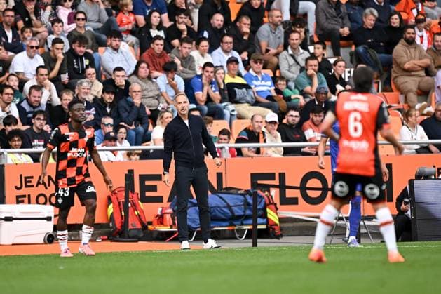 FC Lorient v AS Monaco FC - Ligue 1 McDonald s 2025 2026 Adi HUTTER (Entraineur Monaco ASM) during the Ligue 1 McDonald s match between Lorient and Monaco at Stade du Moustoir on September 27, 2025 in Lorient, France. Lorient France  Copyright: xFEPx 776348139
