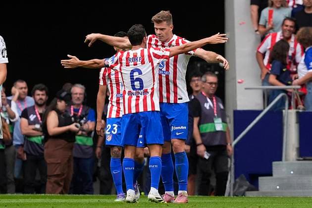 ATLETICO DE MADRID v REAL MADRID. LA LIGA 2025 2026. ROUND 7. Atletico de Madrid s Koke Resurreccion (l) and Alexander Sorloth celebrate goal during La Liga match. September 27, 2025. (ALTERPHOTOS Acero) MadridSpain  Copyright: xAcerox