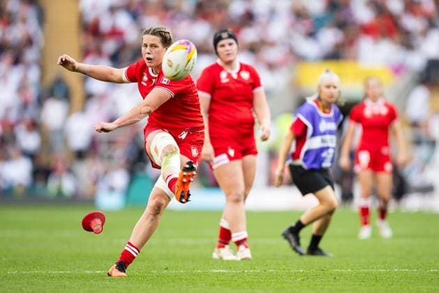 Canada Women v England Women Women s Rugby World Cup 2025 27 09 2025. Final Sophie de Goede of Canada kicks a penalty during the Women s Rugby World Cup 2025 Final match between Canada Women and England Women at Allianz Stadium, Twickenham, Richmond, United Kingdom on 27 September 2025. Richmond Allianz Stadium London United Kingdom Editorial use only , Copyright: xSimonxKingx PSI-22918-0027