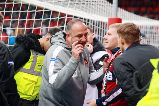 27 09 25 1 FC Heidenheim FC Augsburg Germany, Heidenheim, 27 09 2025, Football, Bundesliga, 1 FC Heidenheim Augsburg Frank Schmidt Coach 1 FC Heidenheim