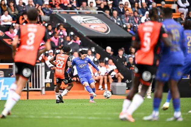 FC Lorient v AS Monaco FC - Ligue 1 McDonald s 2025 2026 18 Takumi MINAMINO (asm) during the Ligue 1 McDonald s match between Lorient and Monaco at Stade du Moustoir on September 27, 2025 in Lorient, France. Lorient France  Copyright: xFEPx 776348139